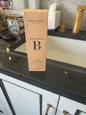 Botanical B Enzyme Cleansing Oil - Peach